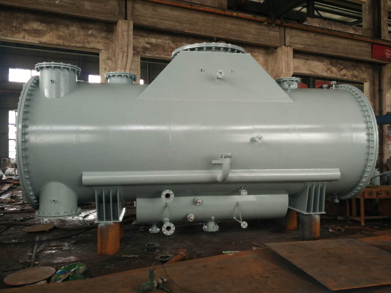 凝汽器廠(chǎng)家生產(chǎn)圖介紹